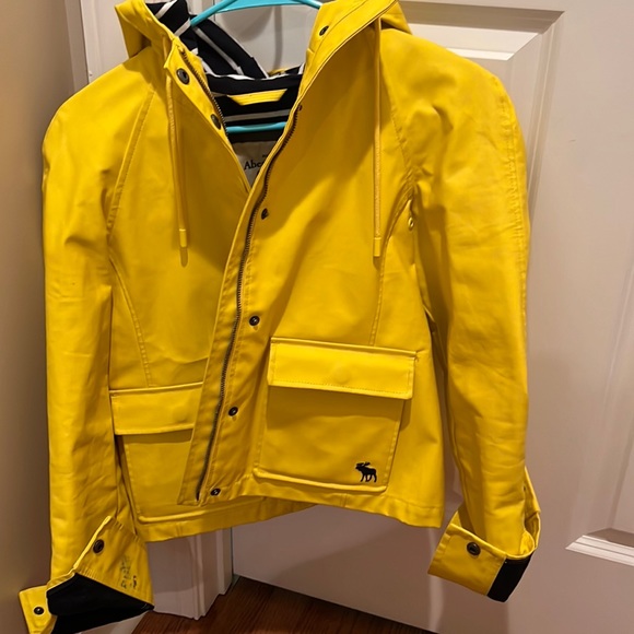 abercrombie kids Jackets Coats Abercrombie Fitch Yellow Raincoat Poshmark